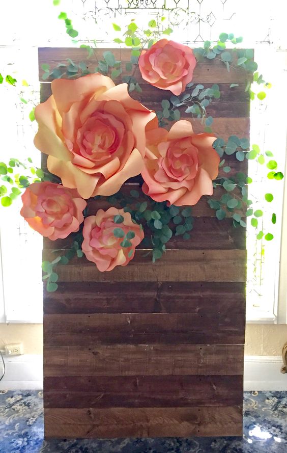 14 Creative Backdrops for Mother’s Day Photo Booth
