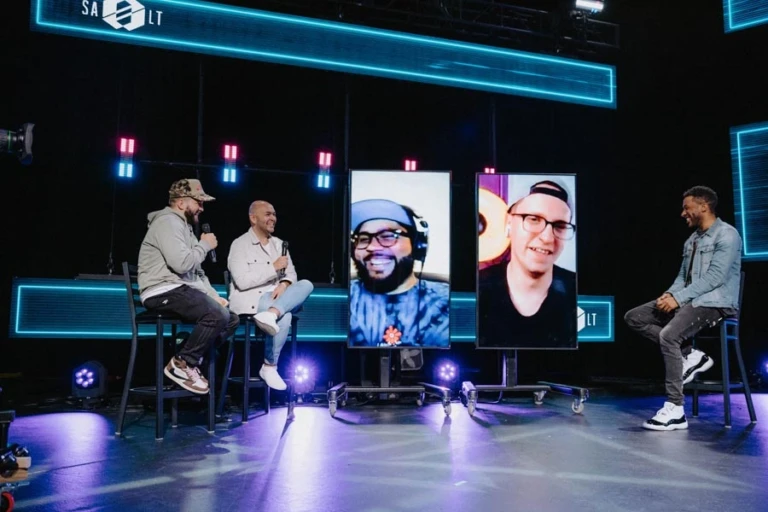 2020-10-14-17-40-02-1